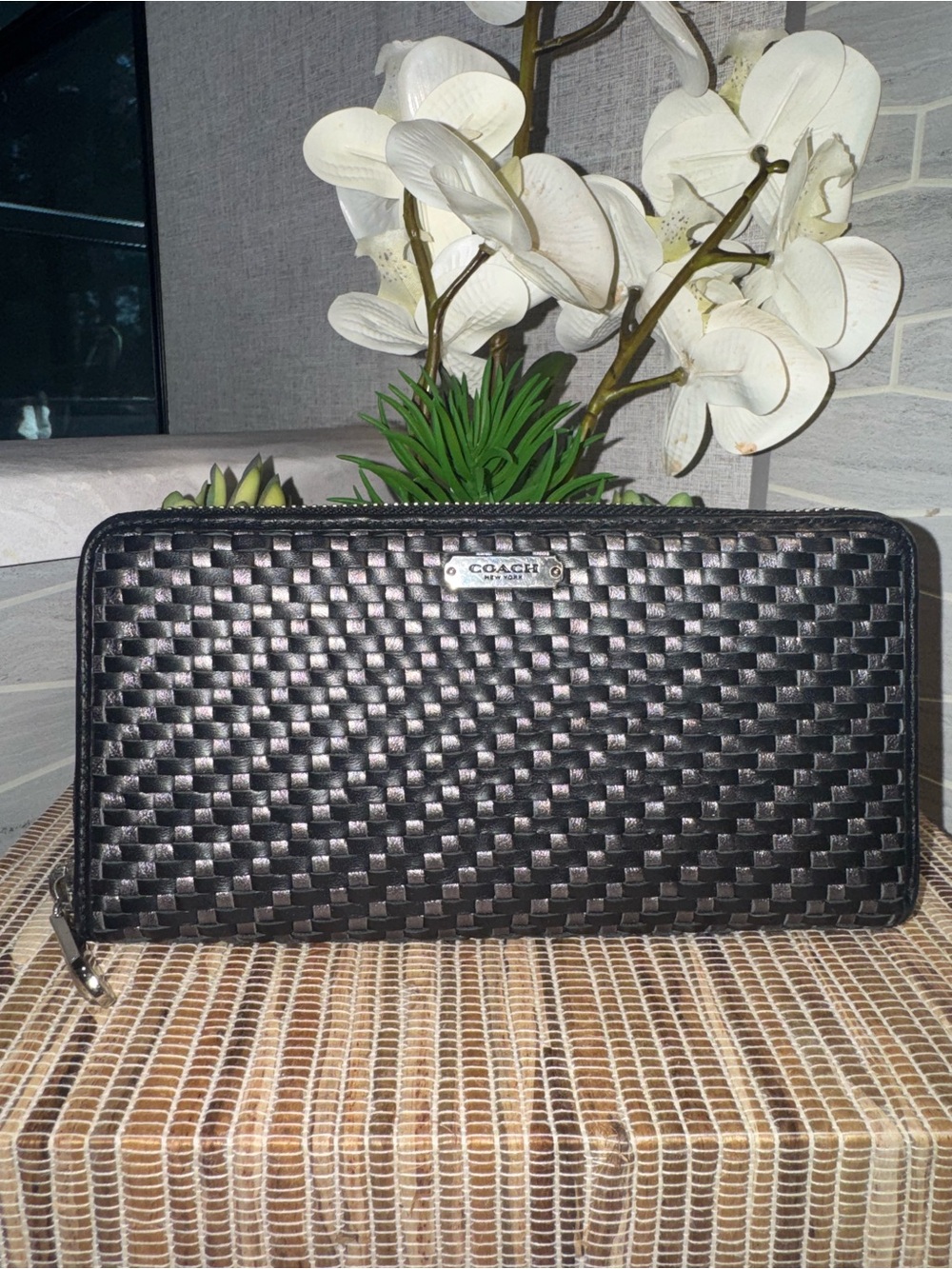 Like NEW Coach Stylish Black Woven Leather Accordion Zip Wallet